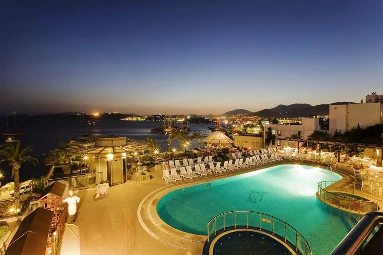 DIAMOND _SHABAVIZ (13).jpg